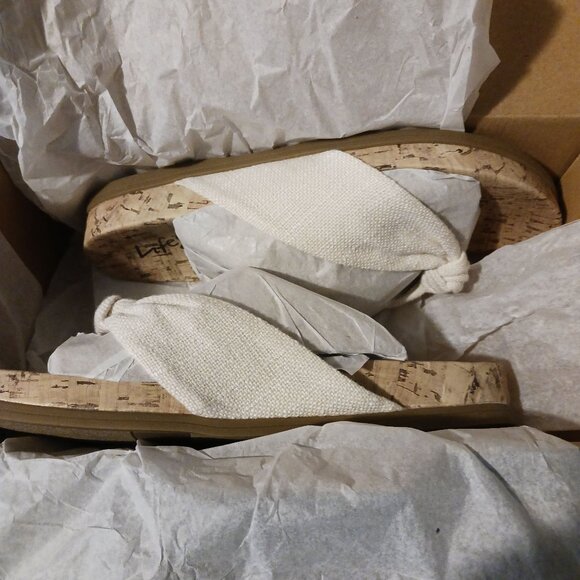 NEW Life Stride Womens Happy Slip-On Cork Thong Sandals Off-White/Cream Size 8.5 - Picture 11 of 12
